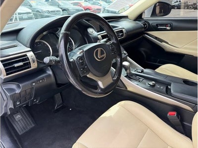 2016 Lexus IS 200t IS 200t Sedan 4D
