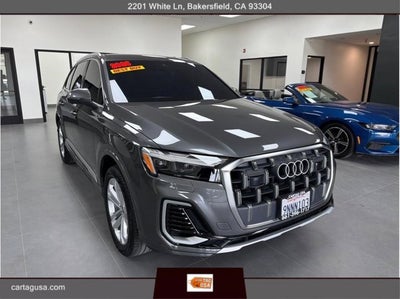 2025 Audi Q7 Premium