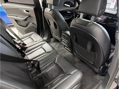 2025 Audi Q7 Premium