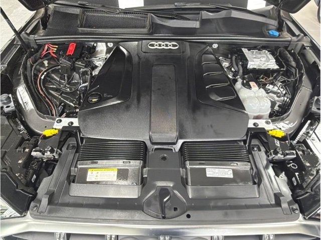 2025 Audi Q7 Premium
