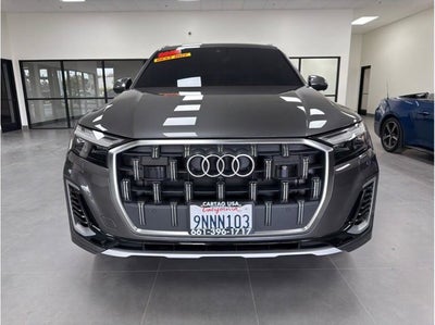 2025 Audi Q7 Premium