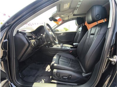 2019 Audi A4 Titanium Premium Sedan 4D