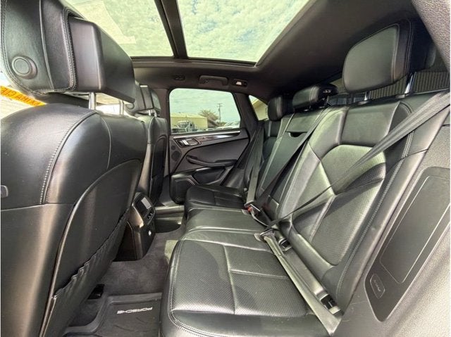 2015 Porsche Macan S