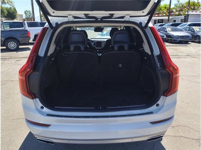 2020 Volvo XC90 Momentum