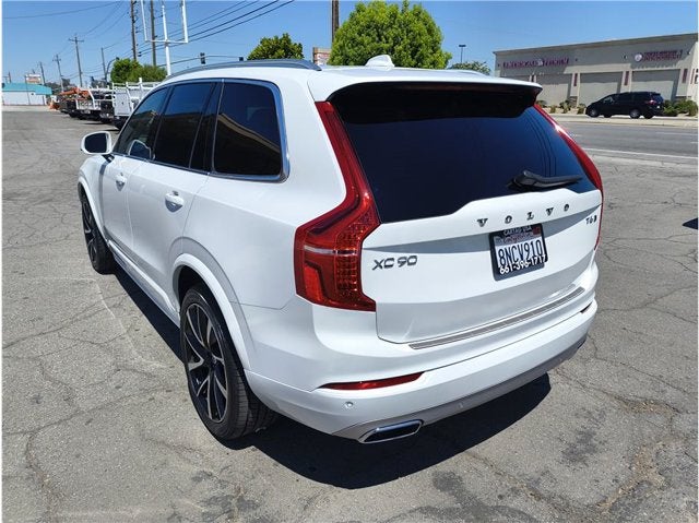 2020 Volvo XC90 Momentum