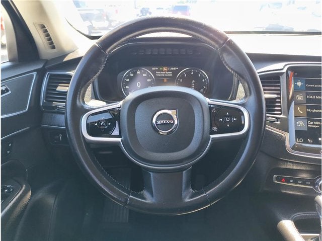 2020 Volvo XC90 Momentum
